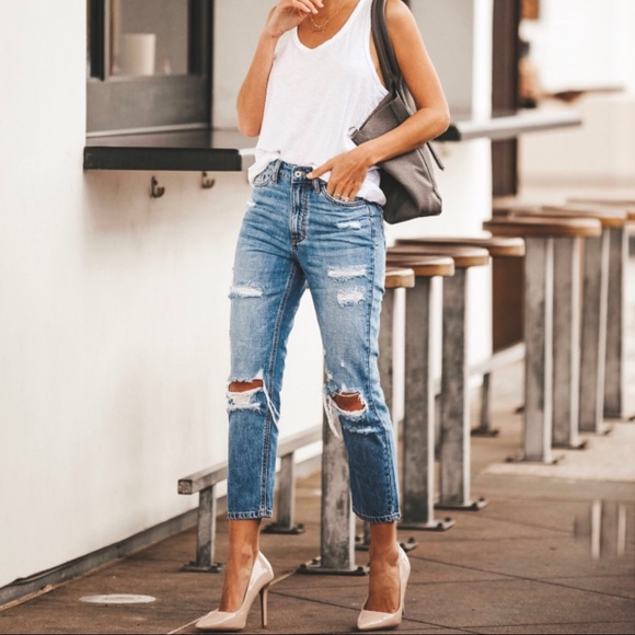 1 LEFT‼️ Vintage Wash Cropped Jean - Picture 2 of 8